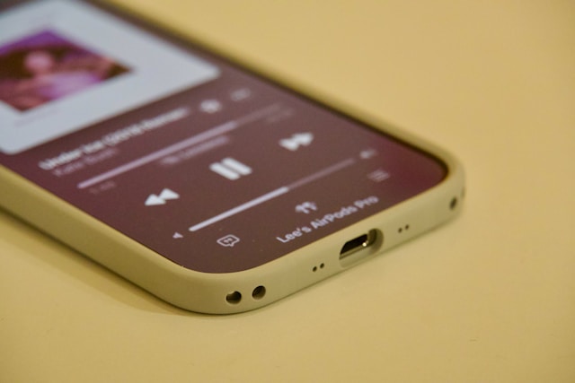 YouTube 広告 アニメ