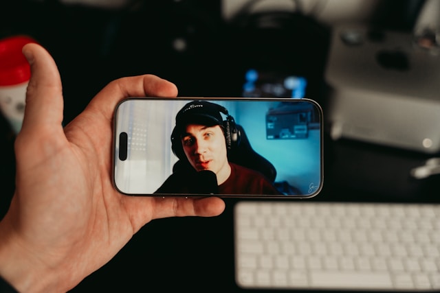 YouTube 広告 アニメ