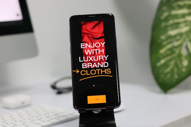 IT企業 アニメPR